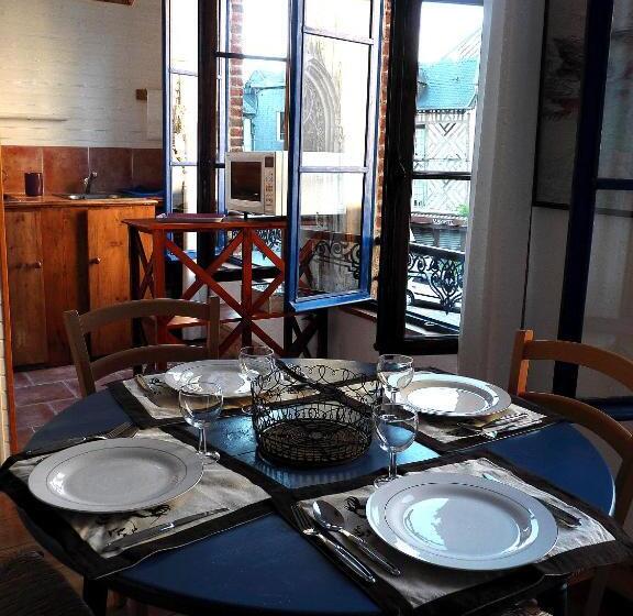 膳宿费 Atelier D Art Saint Leonard