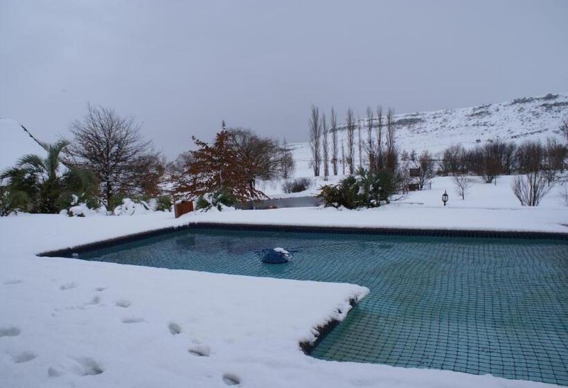 Пансион La La Nathi Country Guesthouse