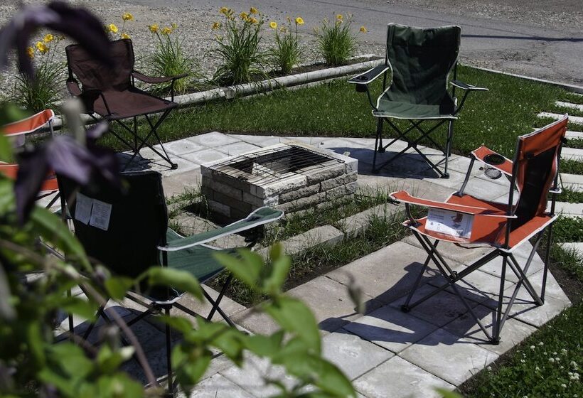 הוסטל Auberge Jeunesse à Loulou