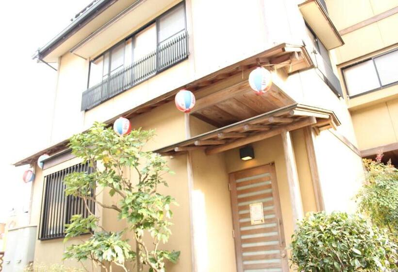 旅馆 Okinawa Minshuku Kariyushi