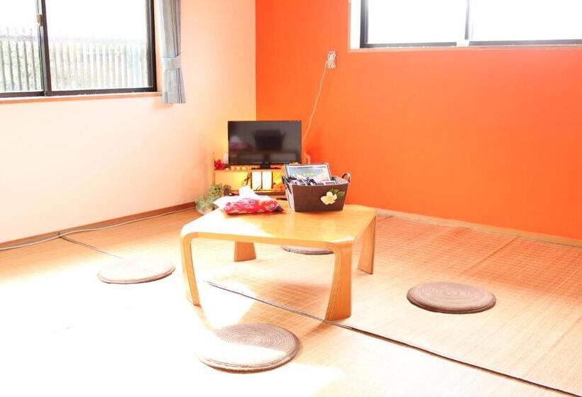 旅馆 Okinawa Minshuku Kariyushi