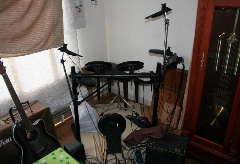 هاستل Travellersdou Kirinya