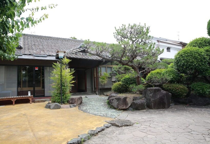 فندق صغير Yuzan Guesthouse