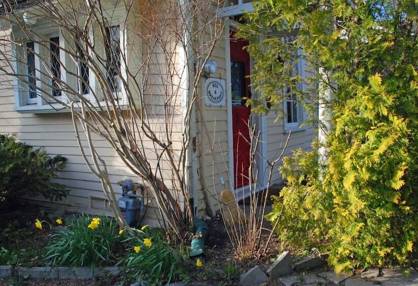 Apple Tree Historic B&b