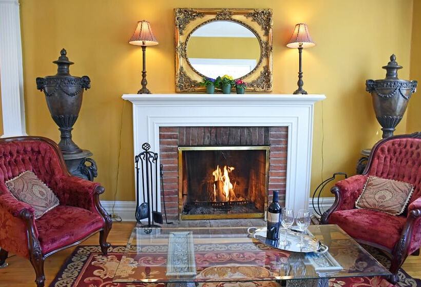 Apple Tree Historic B&b