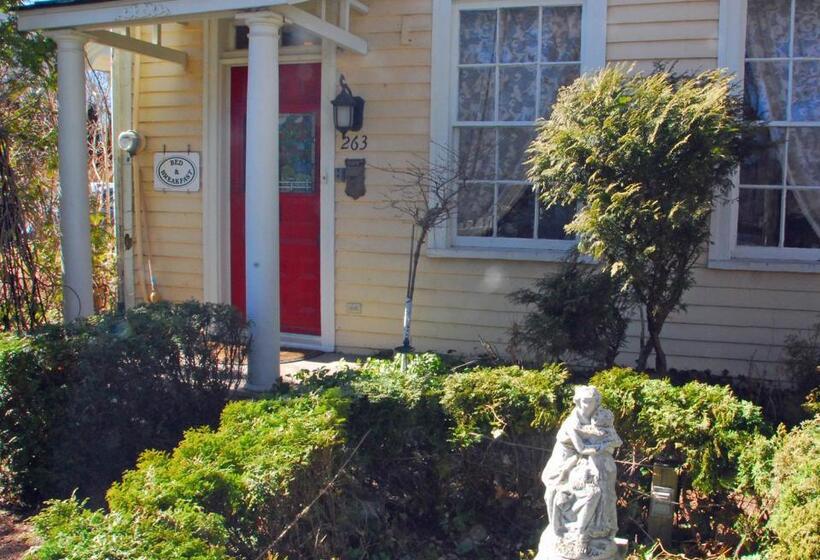 Apple Tree Historic B&b