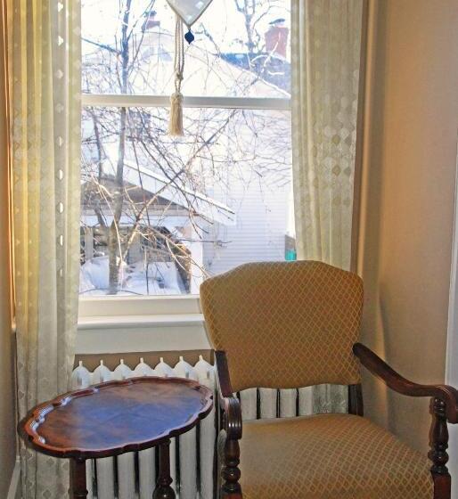 Apple Tree Historic B&b