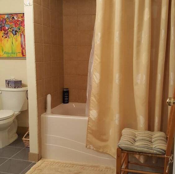 민박 Atelier Galerie Anne Drouin Peinture & Pension