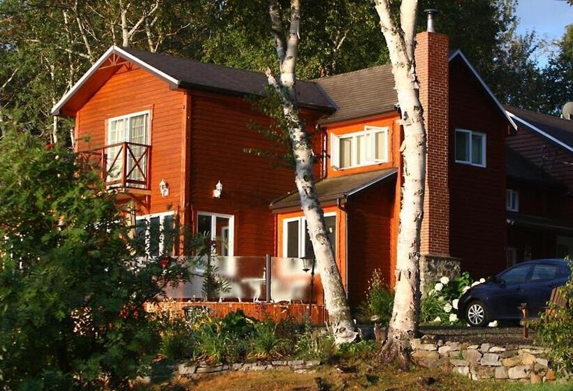 Bed and Breakfast Auberge Des Eaux Vives