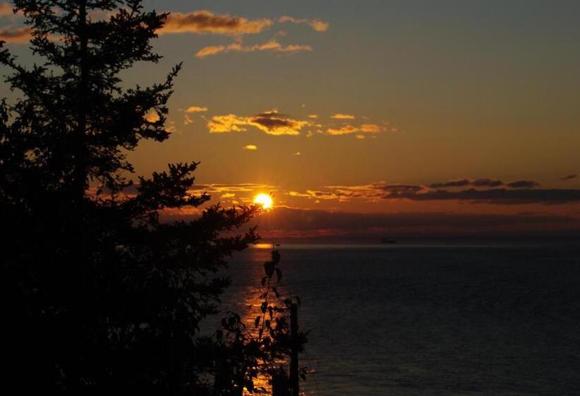 Bed and Breakfast Auberge Des Eaux Vives