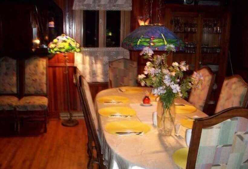 مبيت وإفطار Auberge Du Saumonier Lodge