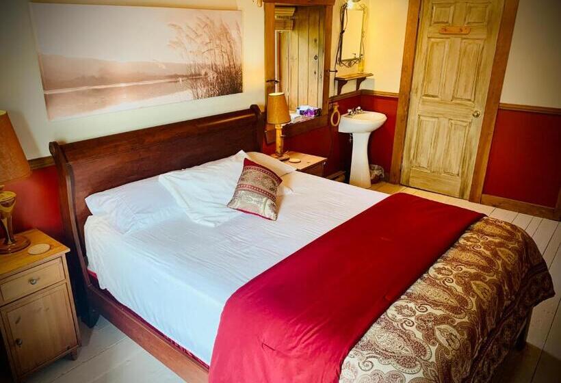 Bed and Breakfast Chalet & Gîte Capitainerie Du Passant