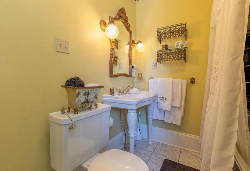 مبيت وإفطار Fitzroy Hall