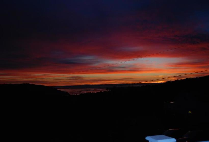 ベッドアンドブレックファースト Gite Noble Queteux