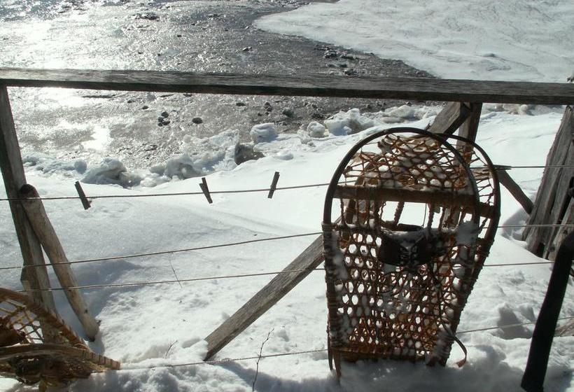 ベッドアンドブレックファースト Gite Noble Queteux