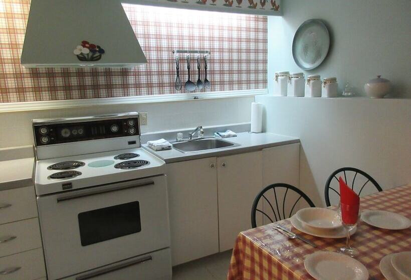 تختخواب و صبحانه Gîte Saint Laurent