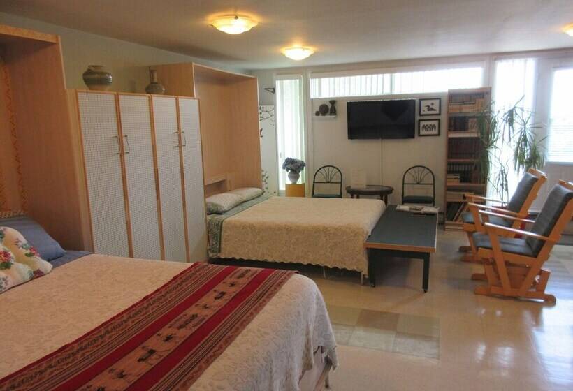 تختخواب و صبحانه Gîte Saint Laurent