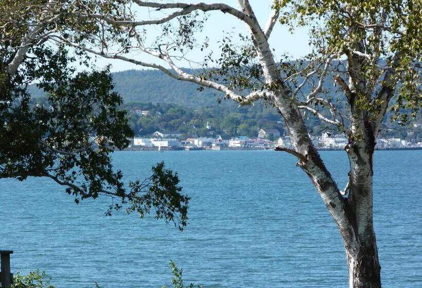 مبيت وإفطار Hedley House Inn