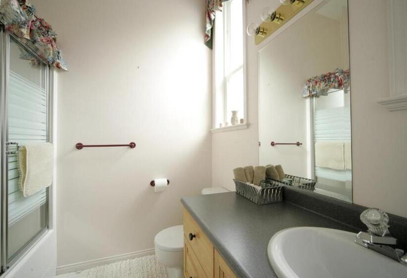 مبيت وإفطار Hummingbird Guesthouse