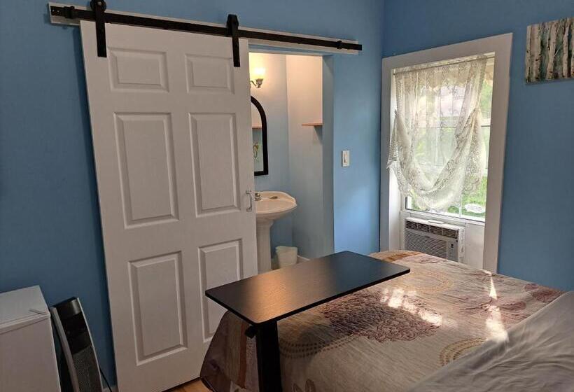 تختخواب و صبحانه Inn On Frederick