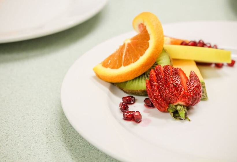 ベッドアンドブレックファースト Lady Macdonald Country Inn