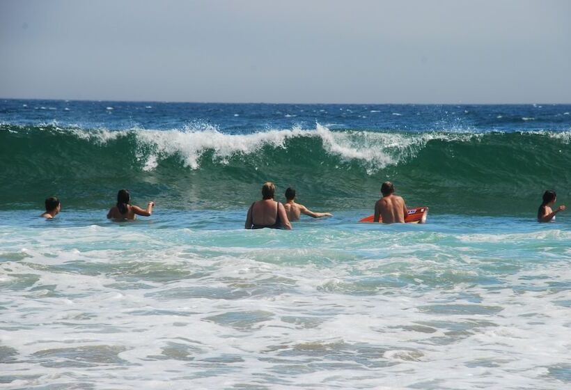 مبيت وإفطار Louisbourg Heritage House