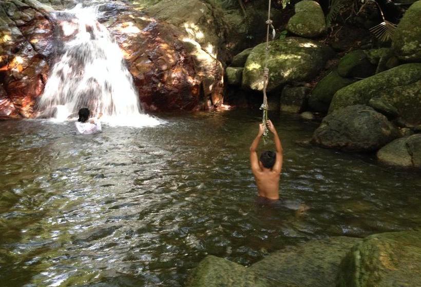 مبيت وإفطار Lulaliya