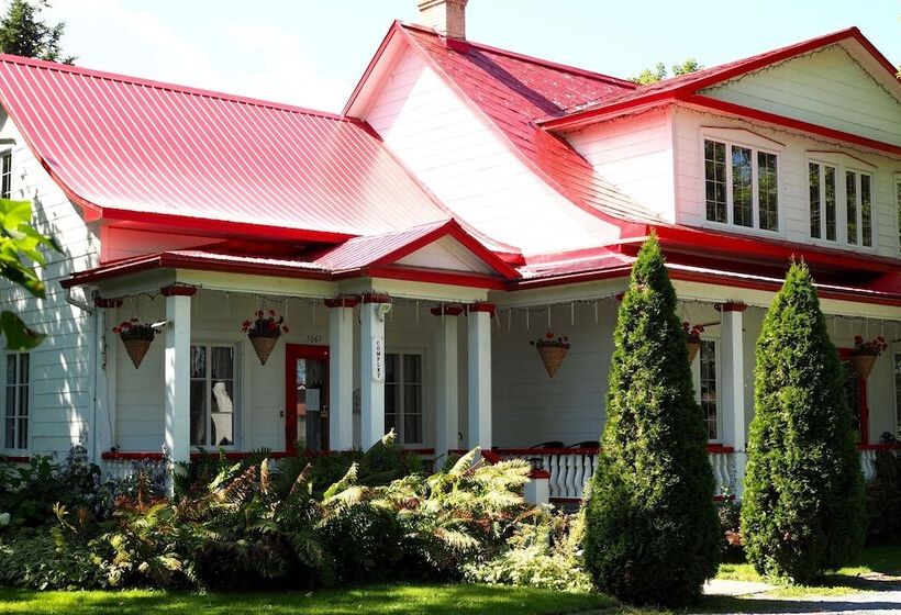 مبيت وإفطار Maison Ancestrale Simard 1852