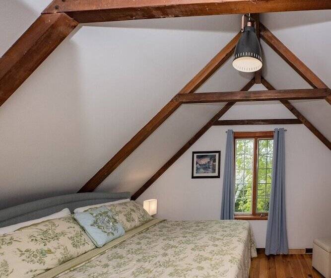 مبيت وإفطار Maison Ancestrale Simard 1852