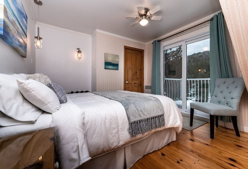 مبيت وإفطار Maison Ancestrale Simard 1852