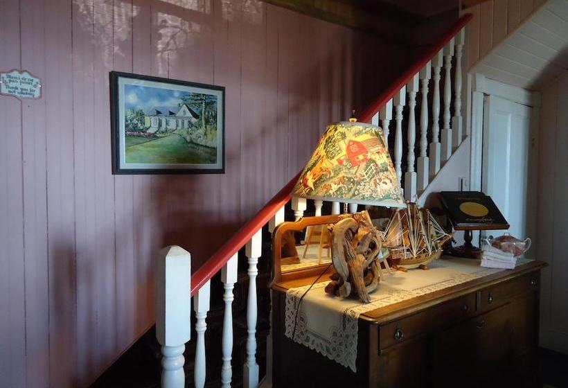 تختخواب و صبحانه Maison Hovington