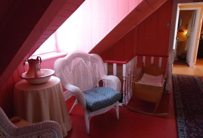 تختخواب و صبحانه Maison Hovington