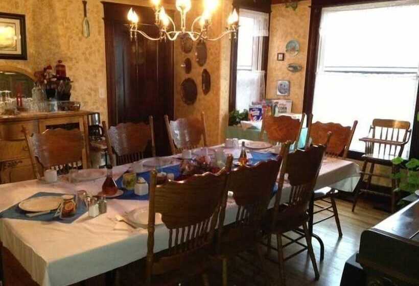 مبيت وإفطار Maison Mckenzie House