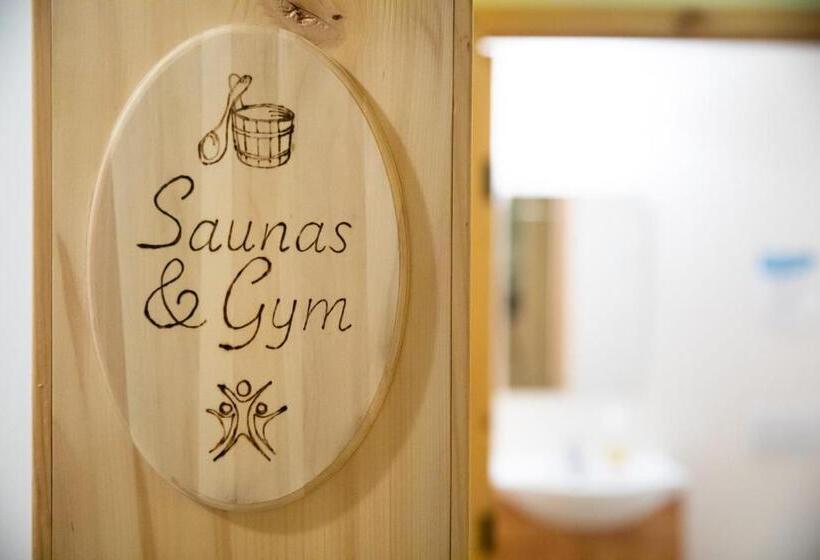 مبيت وإفطار Northern Lights Resort & Spa