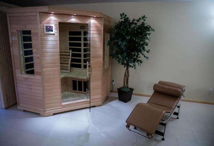 مبيت وإفطار Northern Lights Resort & Spa