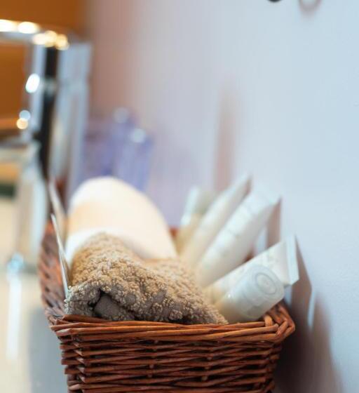 مبيت وإفطار Northern Lights Resort & Spa