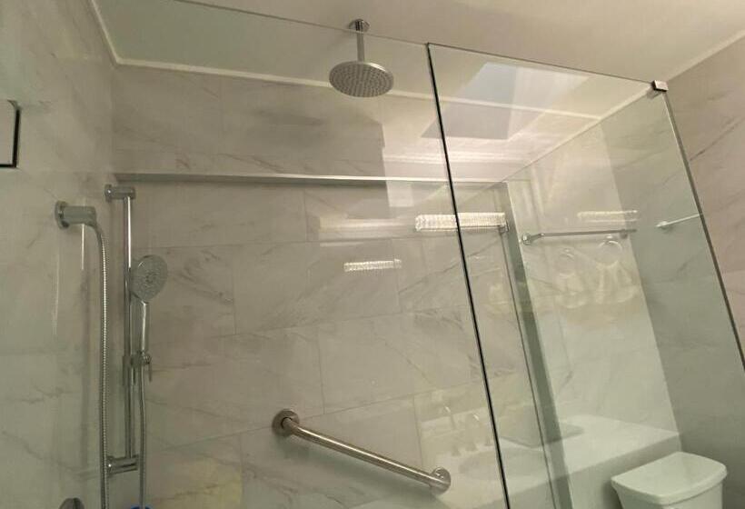 ベッドアンドブレックファースト Serenity