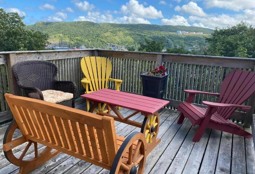 ベッドアンドブレックファースト The Roses Heritage Inn