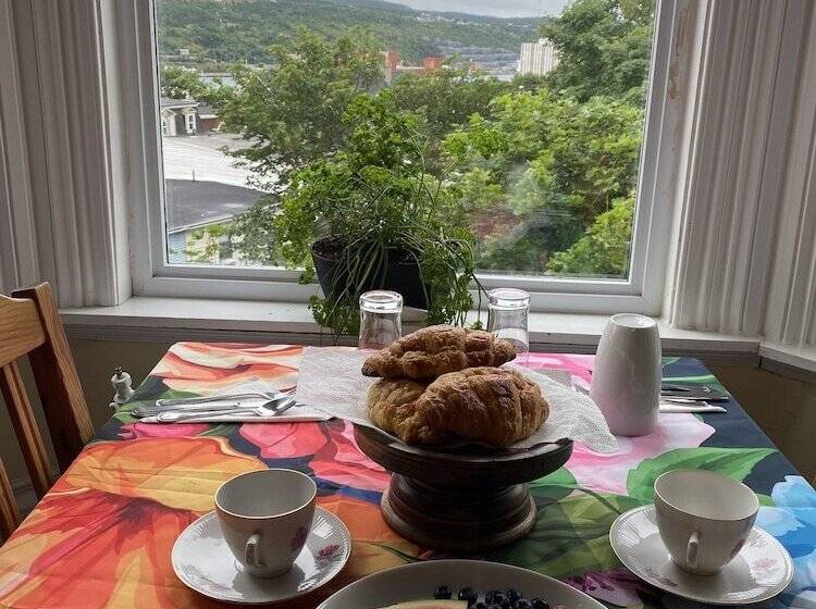 مبيت وإفطار The Roses Heritage Inn
