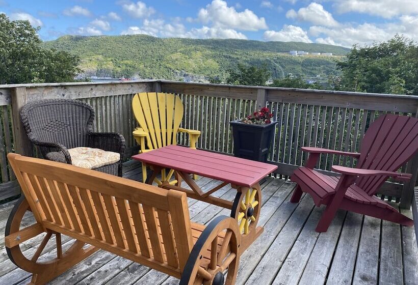 ベッドアンドブレックファースト The Roses Heritage Inn