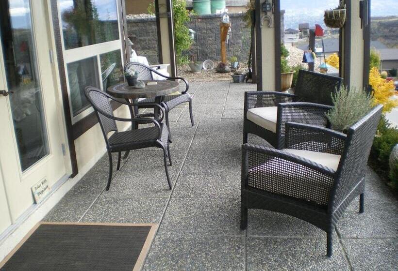 Bed and Breakfast Turtle Mountain Inn