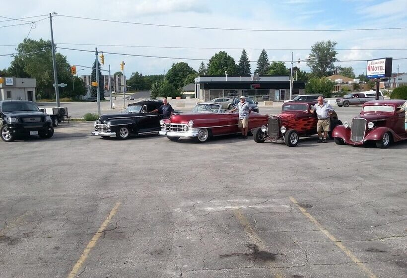 Canadiana Motel