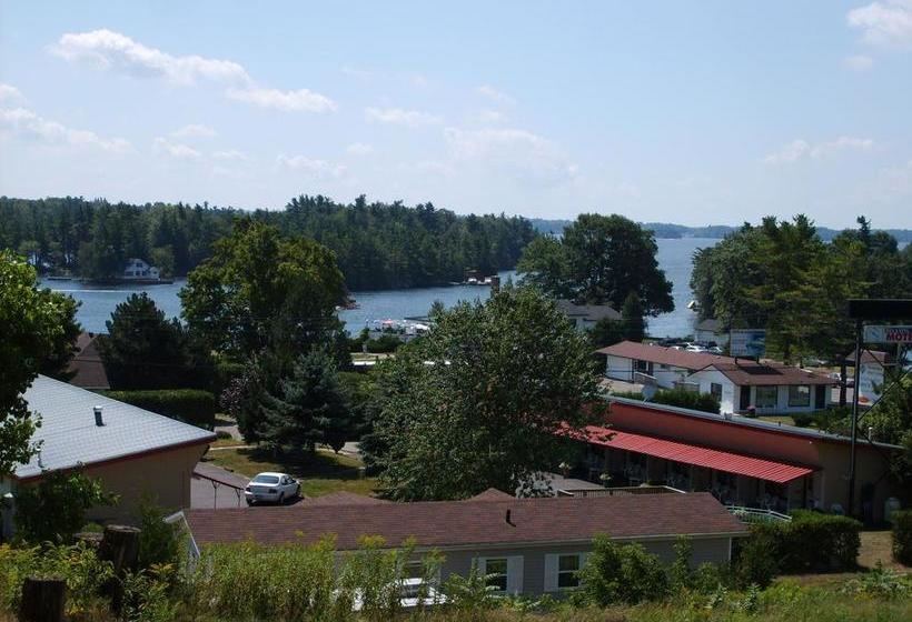 Capricorn Motel Royale 1000 Islands