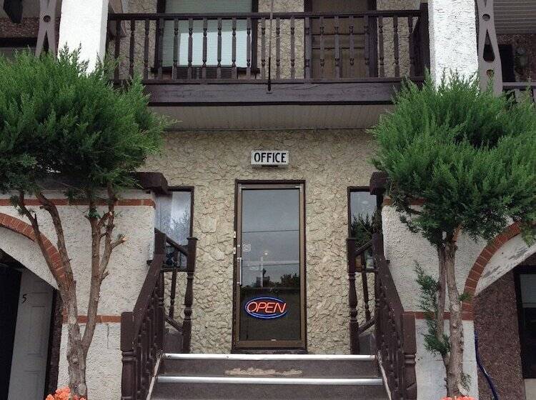 Cedar Springs Motel
