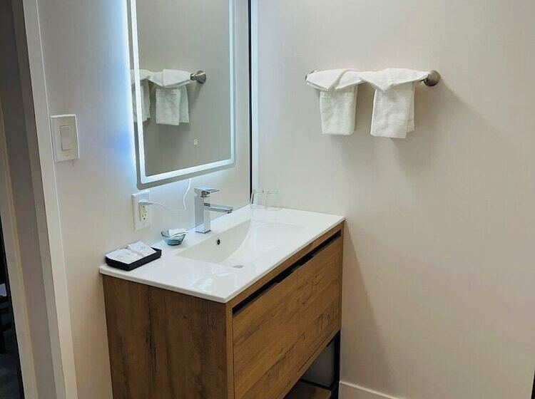 City Centre Motel Older Building