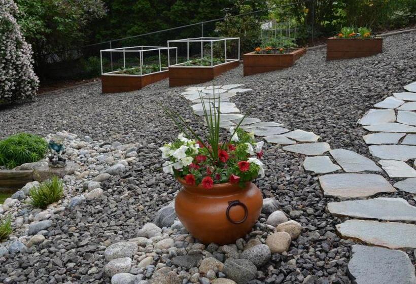 Dogwood Bed & Breakfast