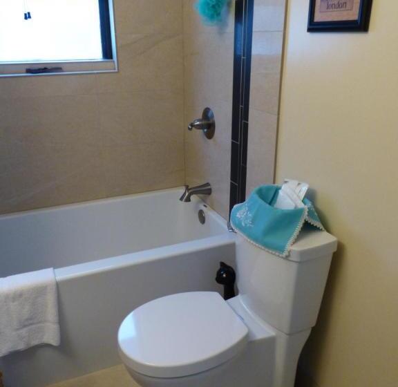 End Of The Road B & B