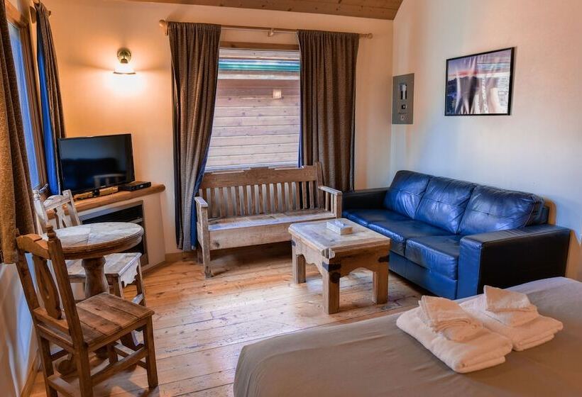 Hi Banff Alpine Centre   Hostel