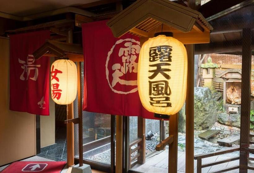 فندق Awara Grand