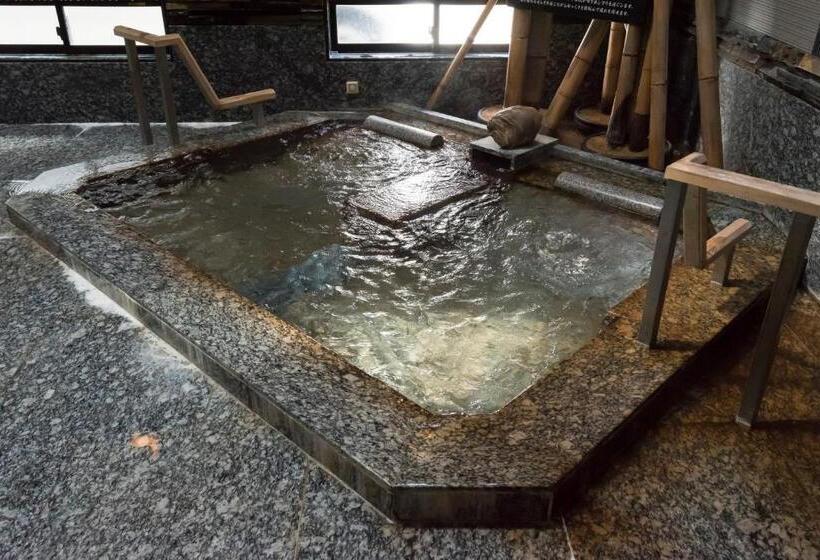 فندق Awara Grand